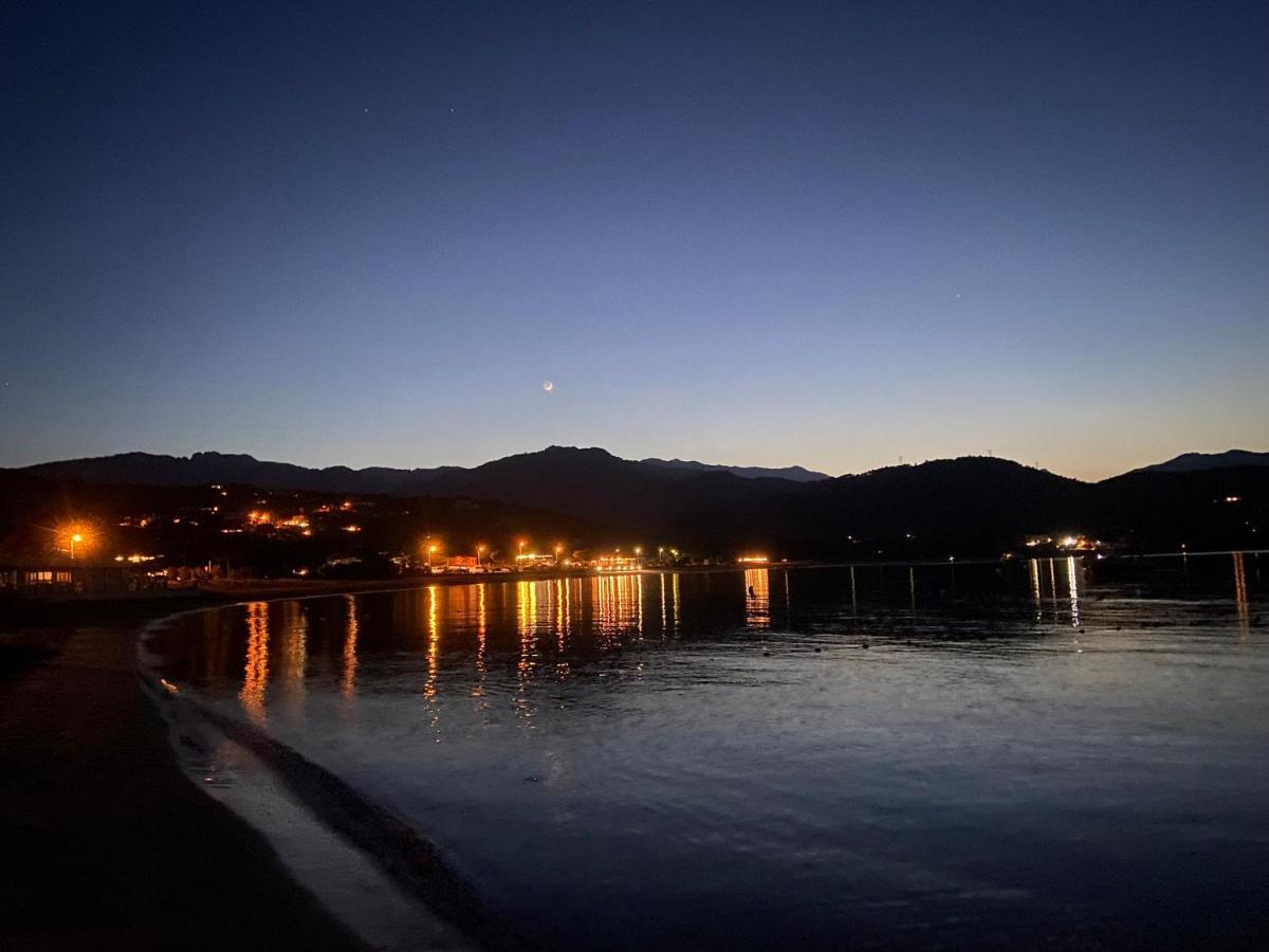 Les Lodges De La Plage U Dragulinu Sari-Solenzara Esterno foto