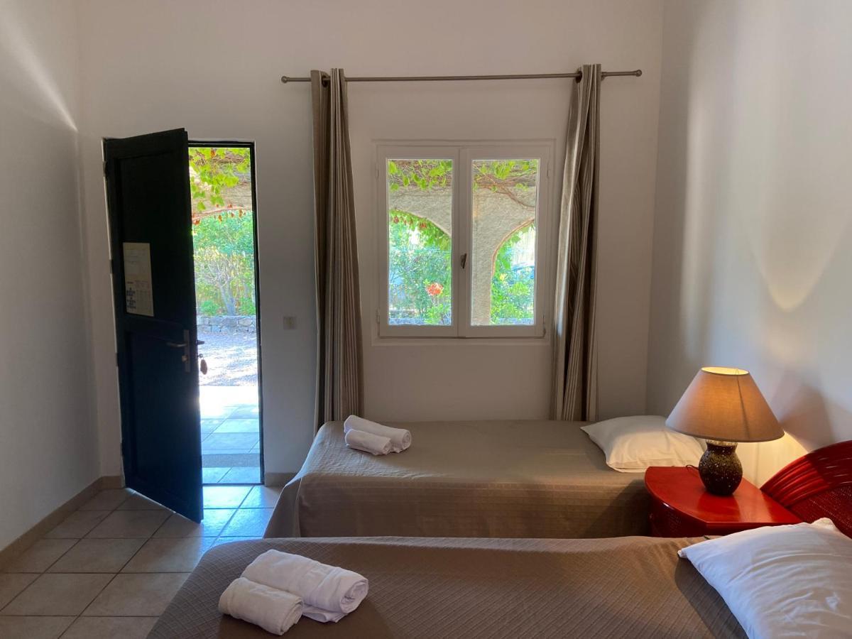 Les Lodges De La Plage U Dragulinu Sari-Solenzara Esterno foto