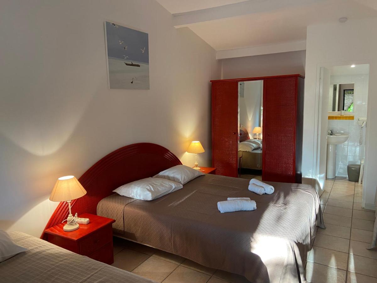 Les Lodges De La Plage U Dragulinu Sari-Solenzara Esterno foto